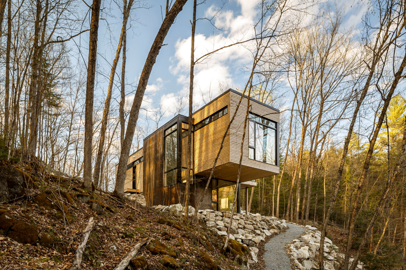 Cantilevered Holiday Home