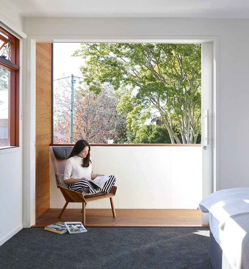 modern minimalist House window